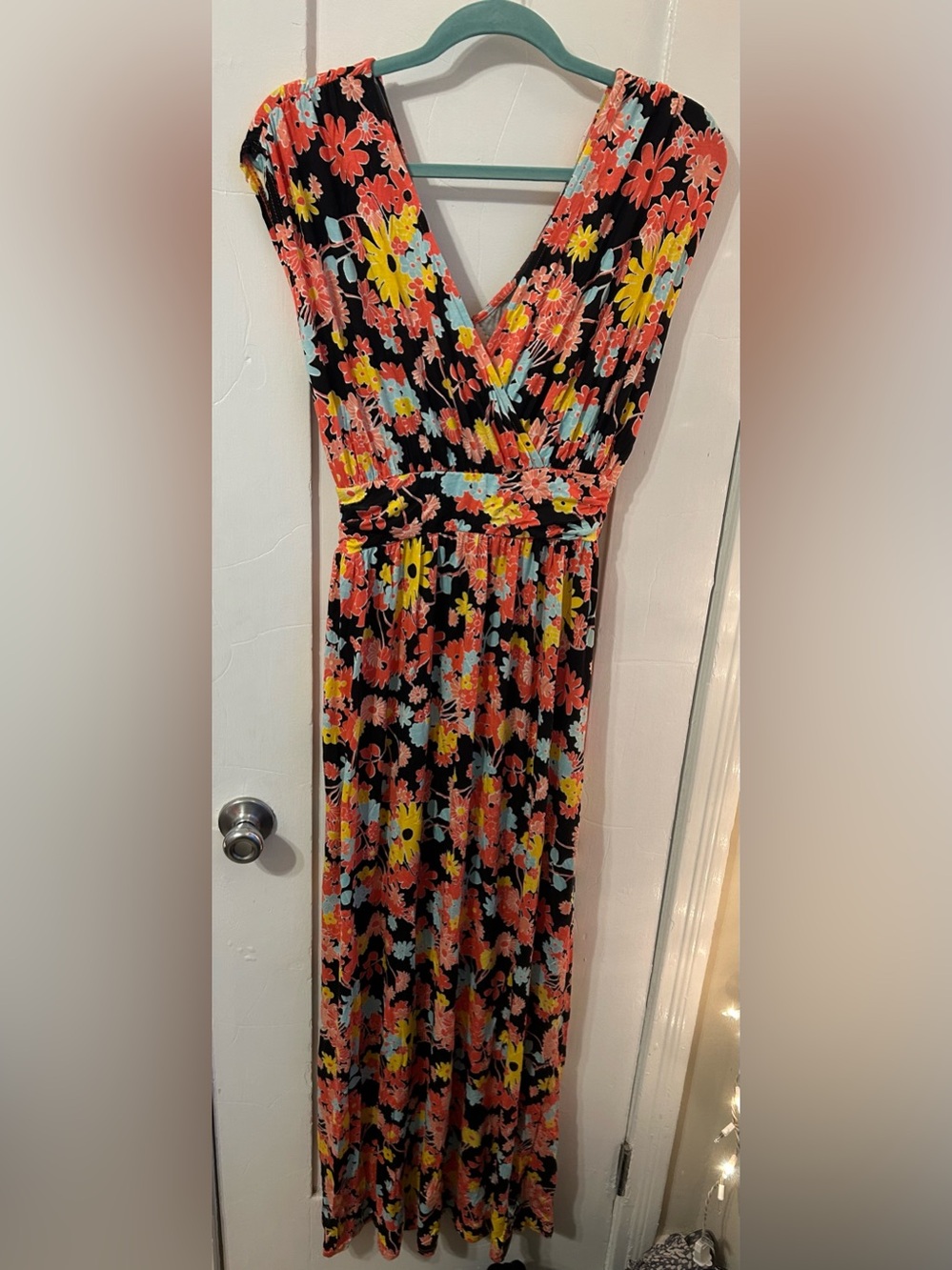 ModCloth NWT floral maxi dress (m)